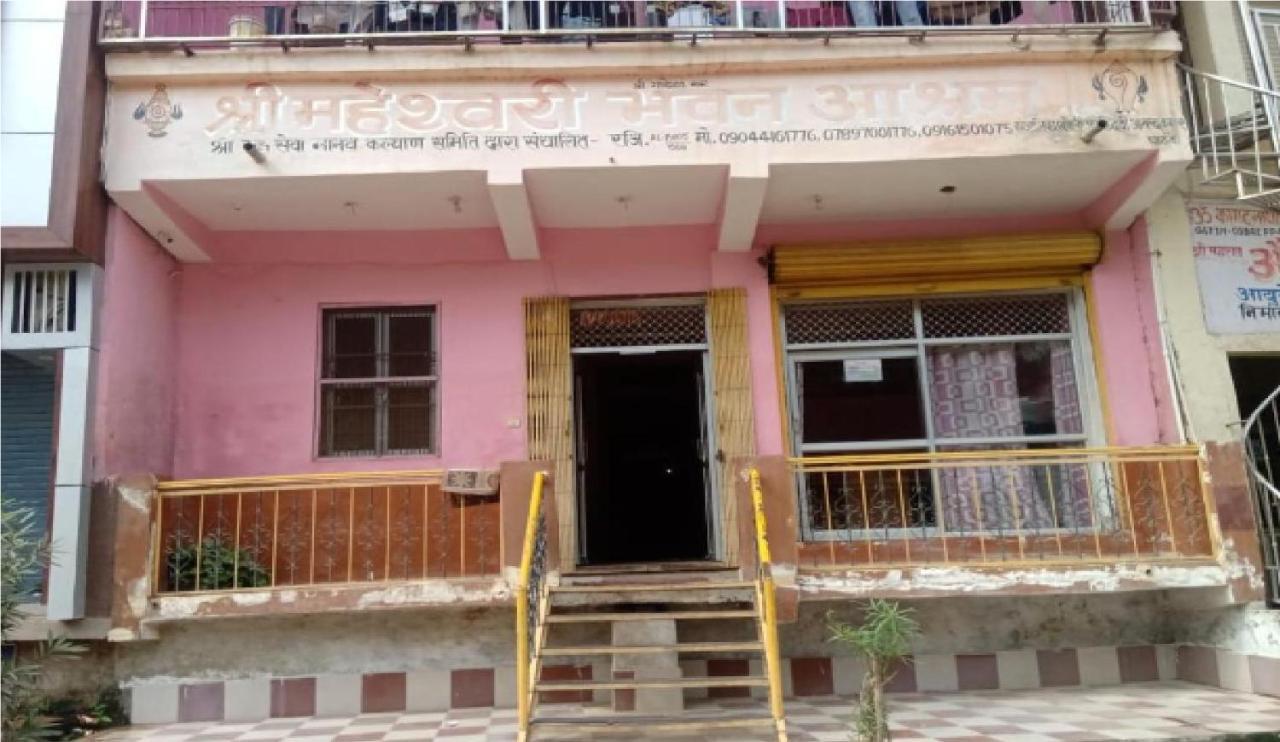 Maheshwari Bhavan By Wb Inn Sitapur Muafi Exterior photo